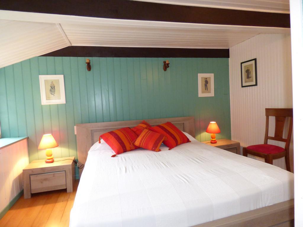 Domaine De Pratulo Villa Cléden-Poher Kamer foto